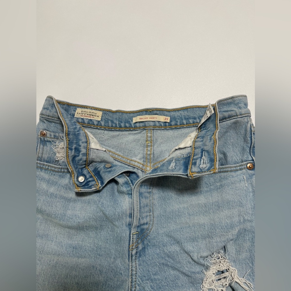 LEVI Ribcage High Rise Shorts 27 - Picture 3 of 4
